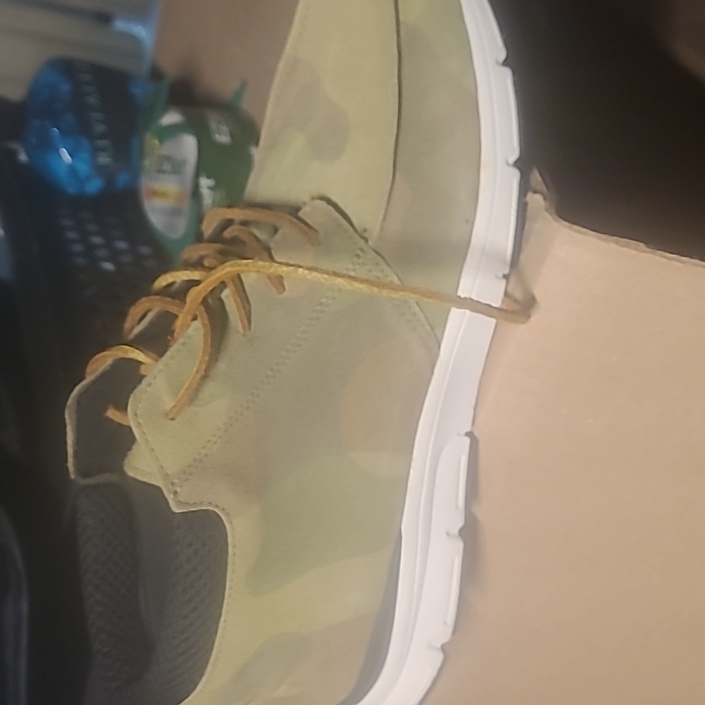 Gourmet sneakers